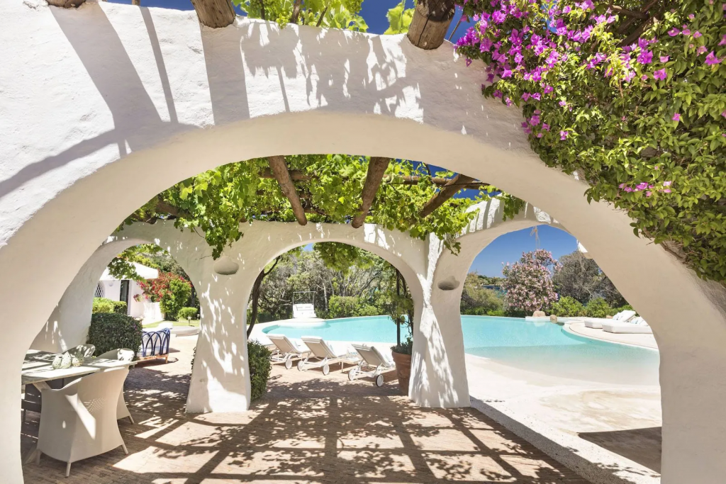 Imobiliarele de lux rămân un refugiu sigur într-un context economic incert