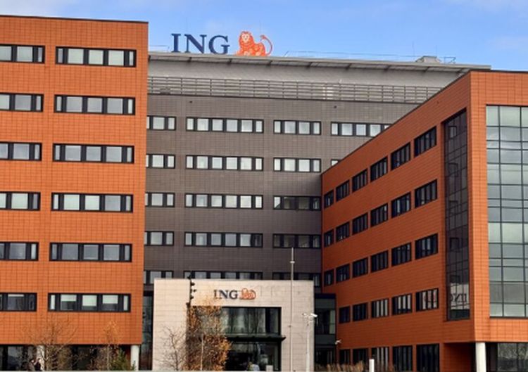 Liderii financiari transatlantici susțin crearea unei noi bănci de apărare