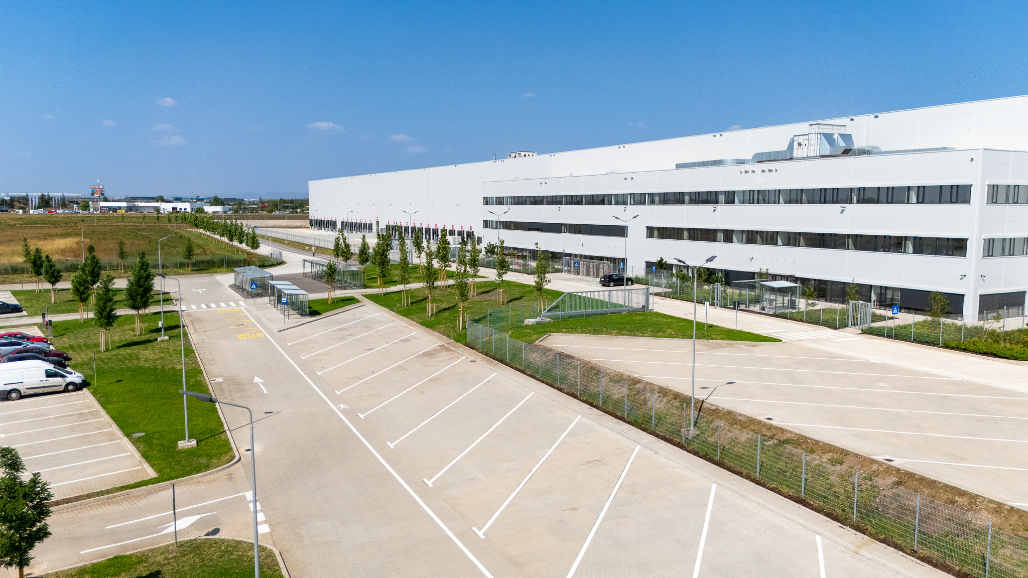 CTP obține certificarea BREEAM New Construction Outstanding pentru depozitul de 85.000 mp din CTPark Ploiești CTP obține certificarea BREEAM New Construction Outstanding pentru depozitul de 85.000 mp din CTPark Ploiești