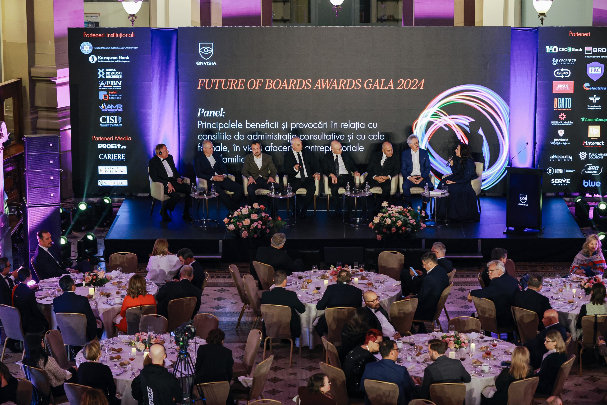 Pe 30 octombrie 2025 sunt celebrate consiliile şi liderii care dau formă leadershipului de mâine