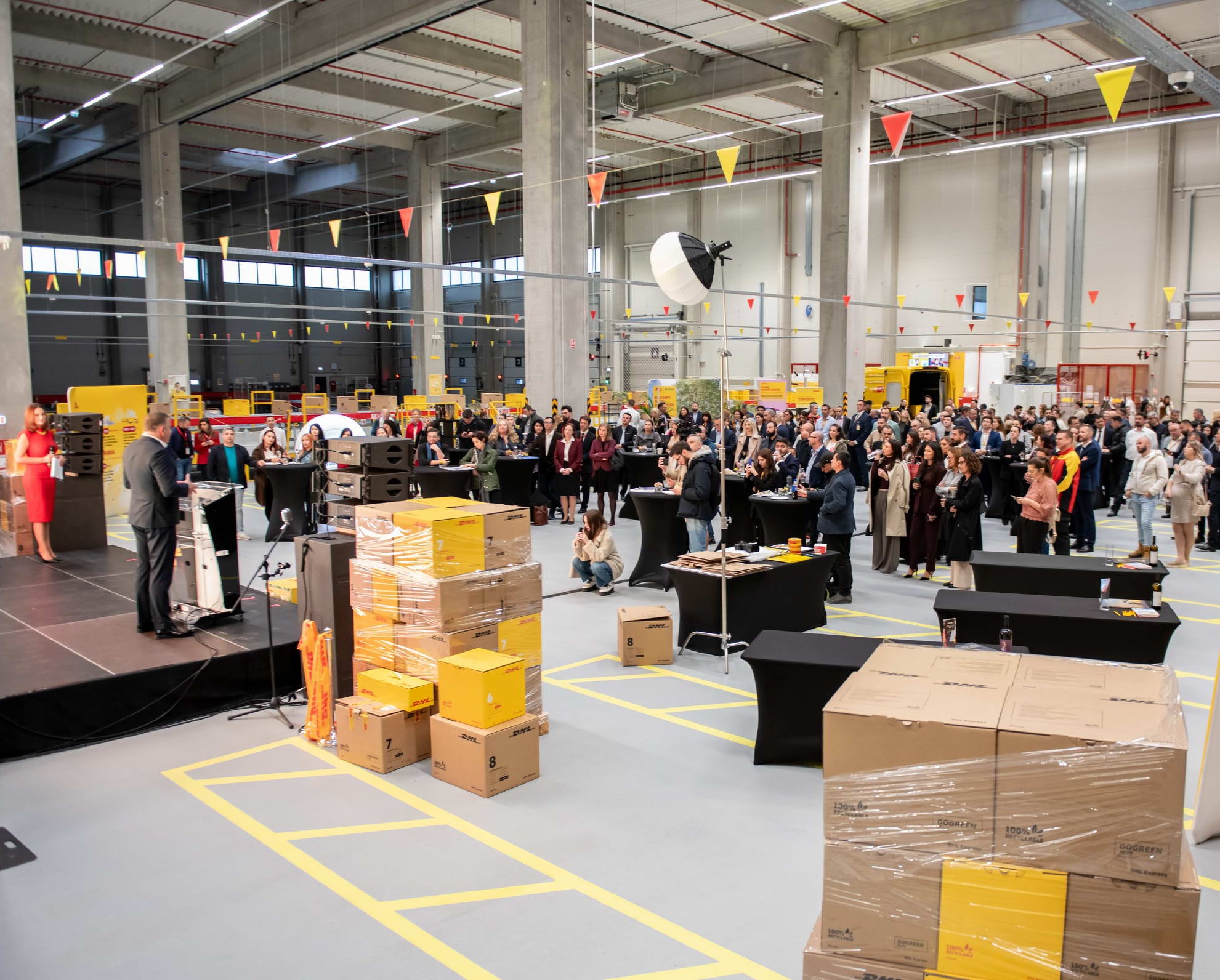 DHL Express deschide primul său centru logistic carbon neutru din România în urma unei investiții de peste 5 milioane de euro