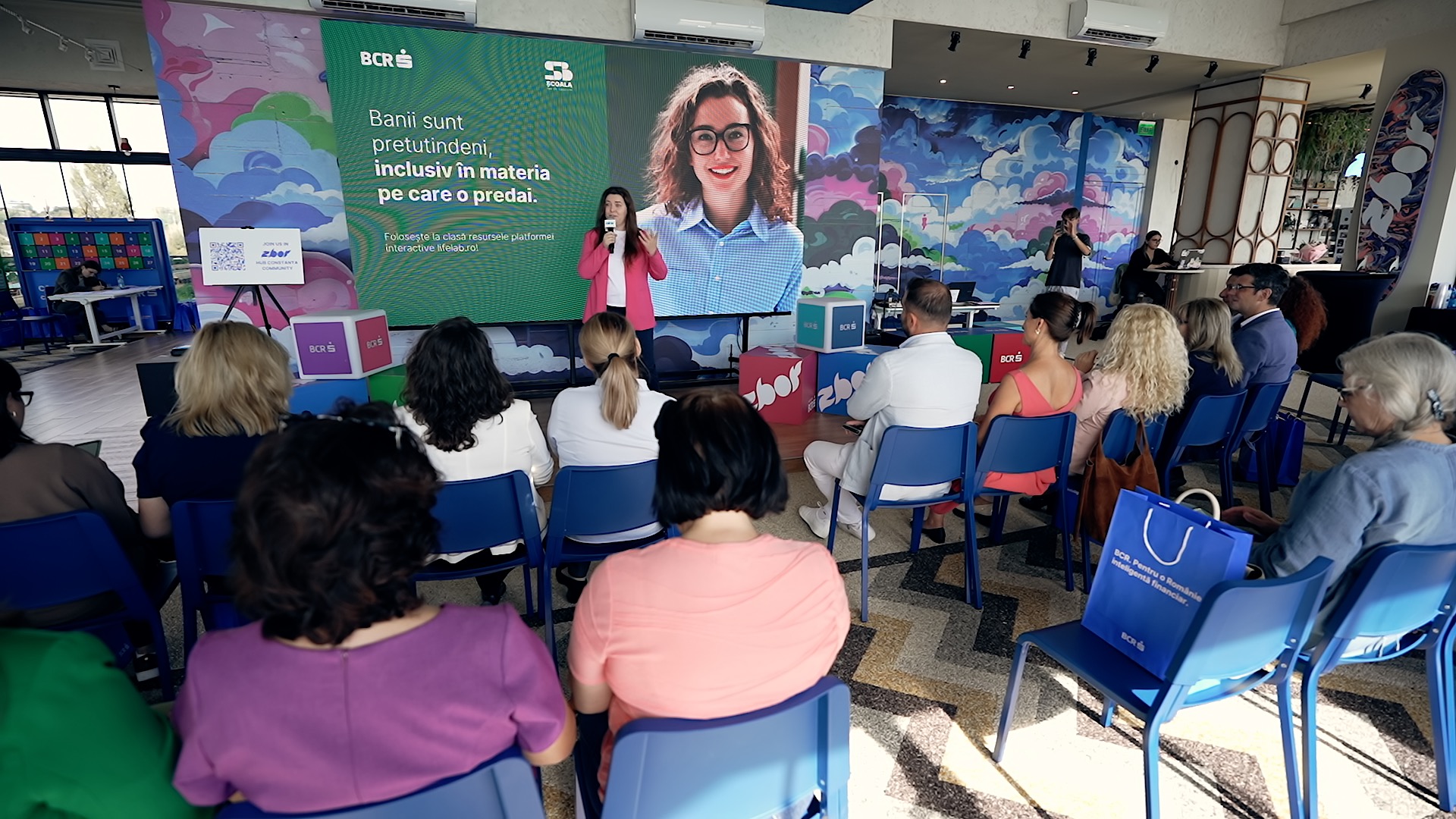 BCR lansează cea de-a patra ediție LifeLab și continuă să sprijine profesorii să aducă educația financiară la clasă, indiferent de materie