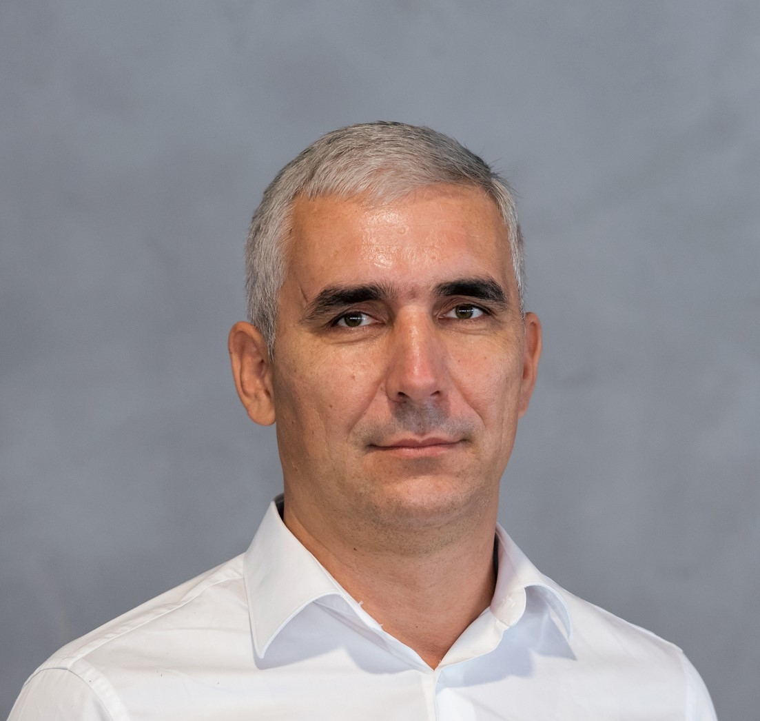 Hexing Europe și Livoltek marchează un an de performanță și 15 milioane de euro în afaceri în România, cu planuri de extindere a activității către Orientul Mijlociu