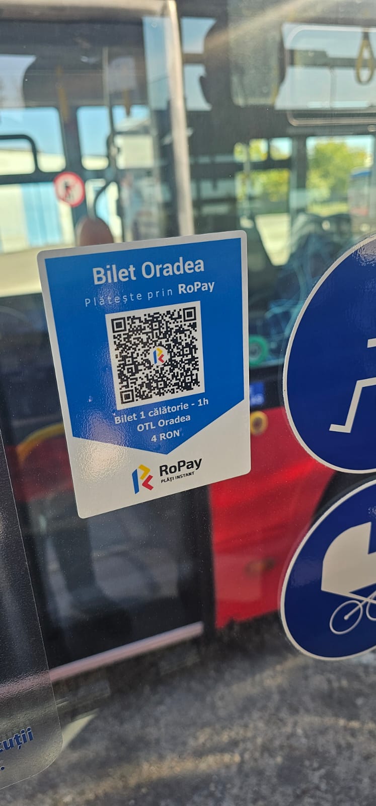 Oradea – primul oraș din România care introduce plata biletelor de transport prin cod QR RoPay, cu sprijinul BCR