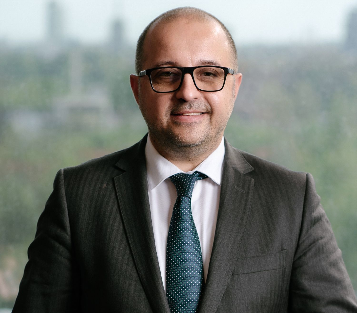 Raiffeisen Bank susține formarea liderilor în conducerea strategică prin programul „Guvernanța Corporativă care Creează Valoare”