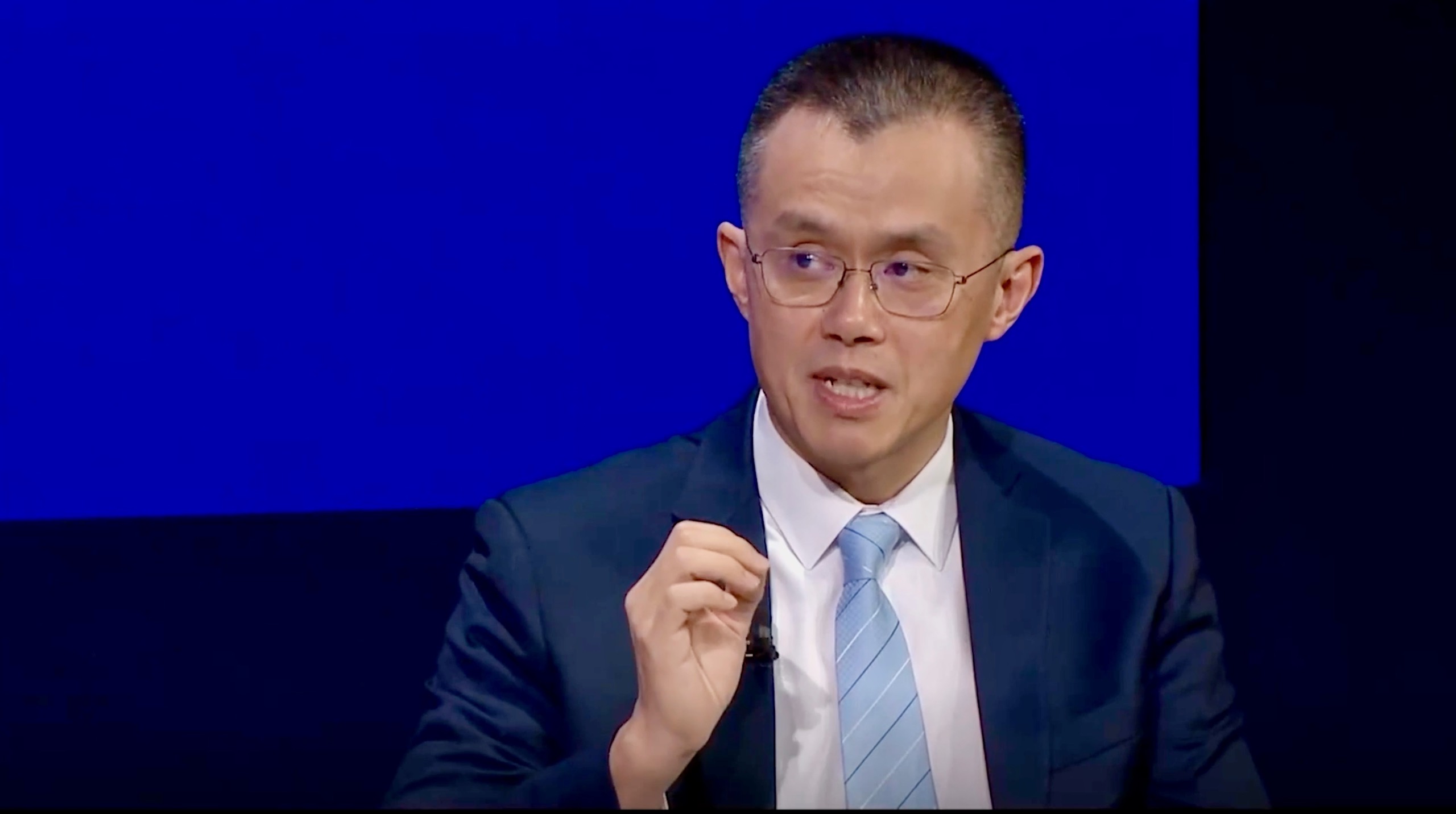 Principalele concluzii de la Davos: Cum vor remodela monedele stabile finanțele viitorului?