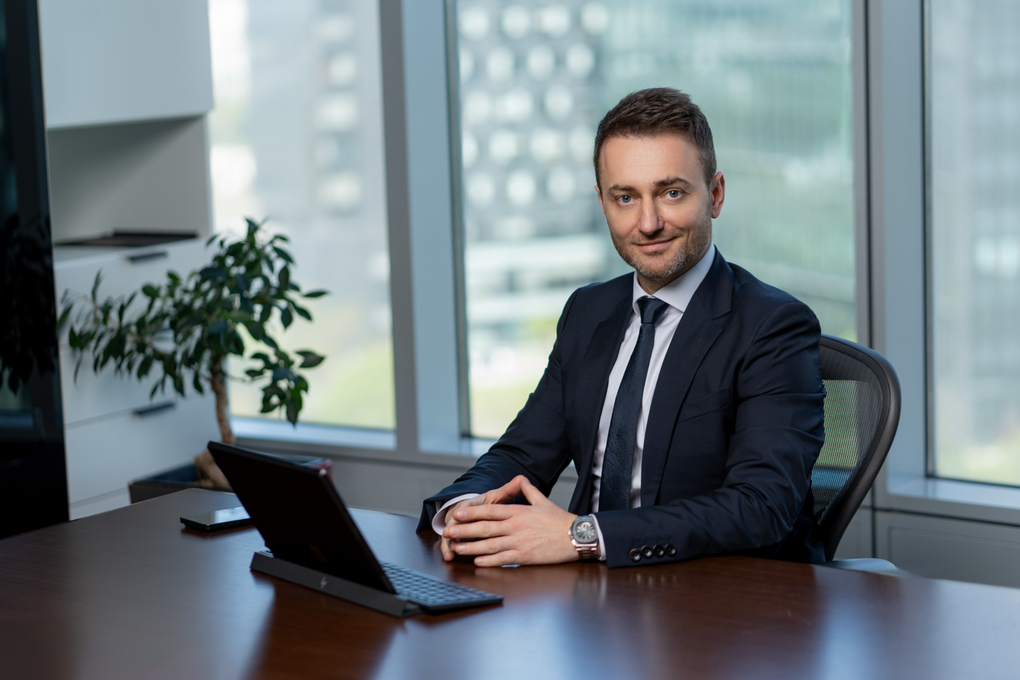 În 2025, RAFINOR depășește cifra de afaceri de 40 de milioane de euro și consolidează producția locală de aur de investiții   