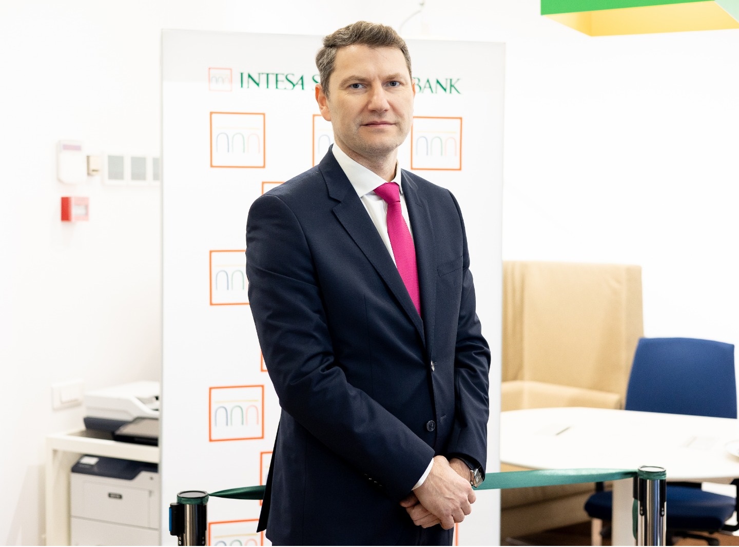 Intesa Sanpaolo Bank își consolidează prezența locală și deschide o nouă sucursală în București