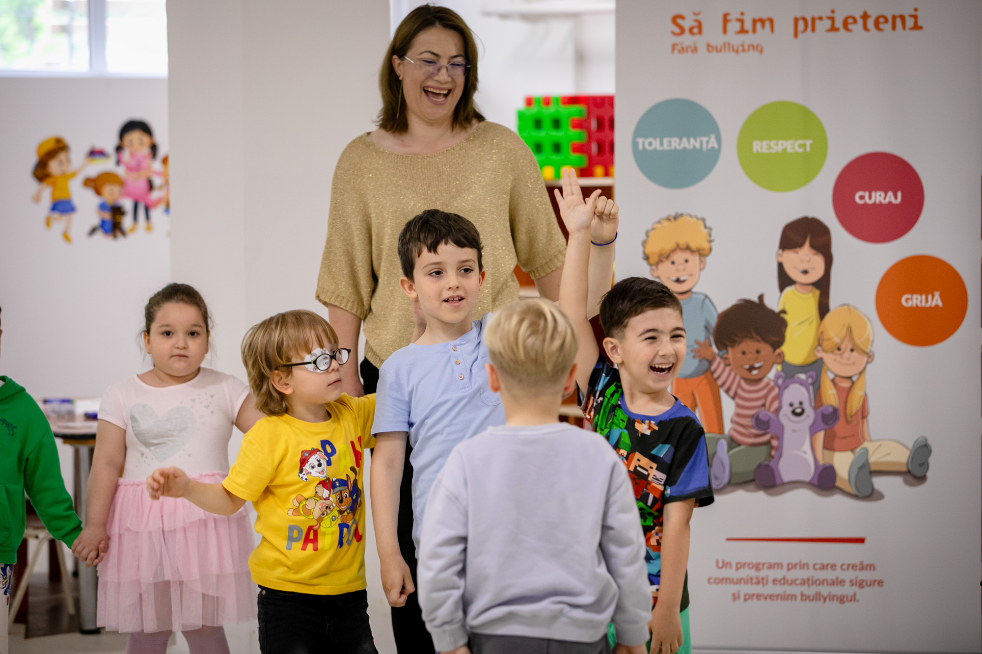 Salvați Copiii România și Fundația OMV Petrom publică analiza de impact a programului „Să fim prieteni – Fără bullying”