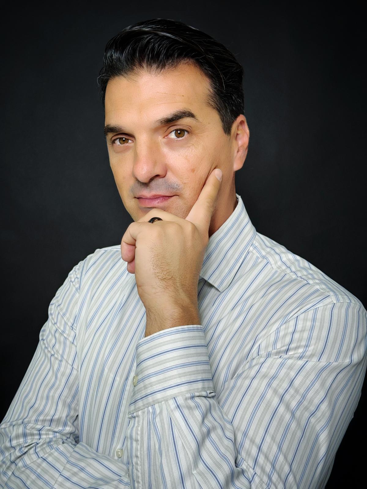 TAG extinde portofoliul de produse și aduce în România cele mai vândute trei branduri de uniforme medicale din lume