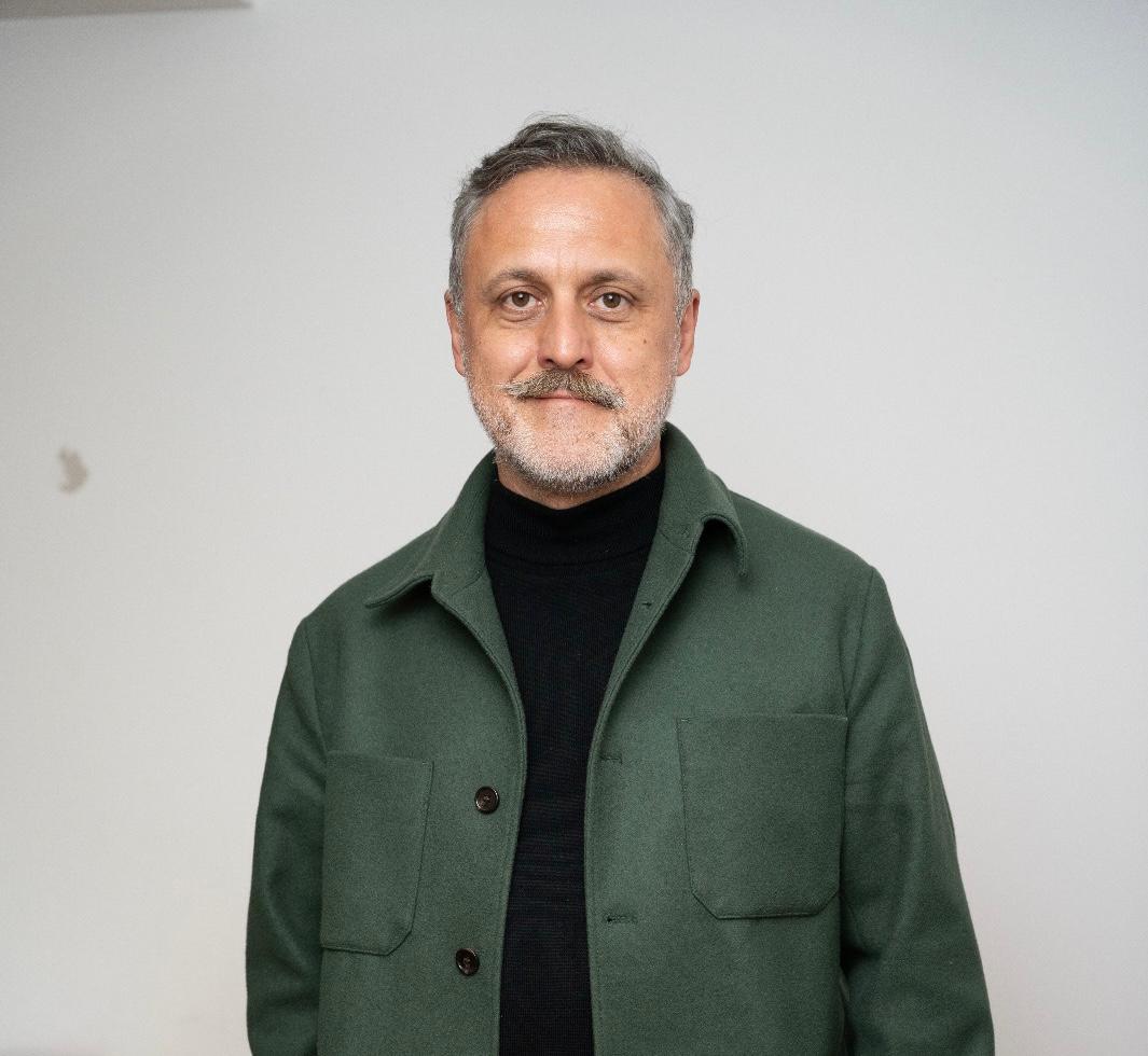 Cum văd românii organizațiile neguvernamentale: jumătate au încredere în ONG-uri, două treimi au interacționat cu ele