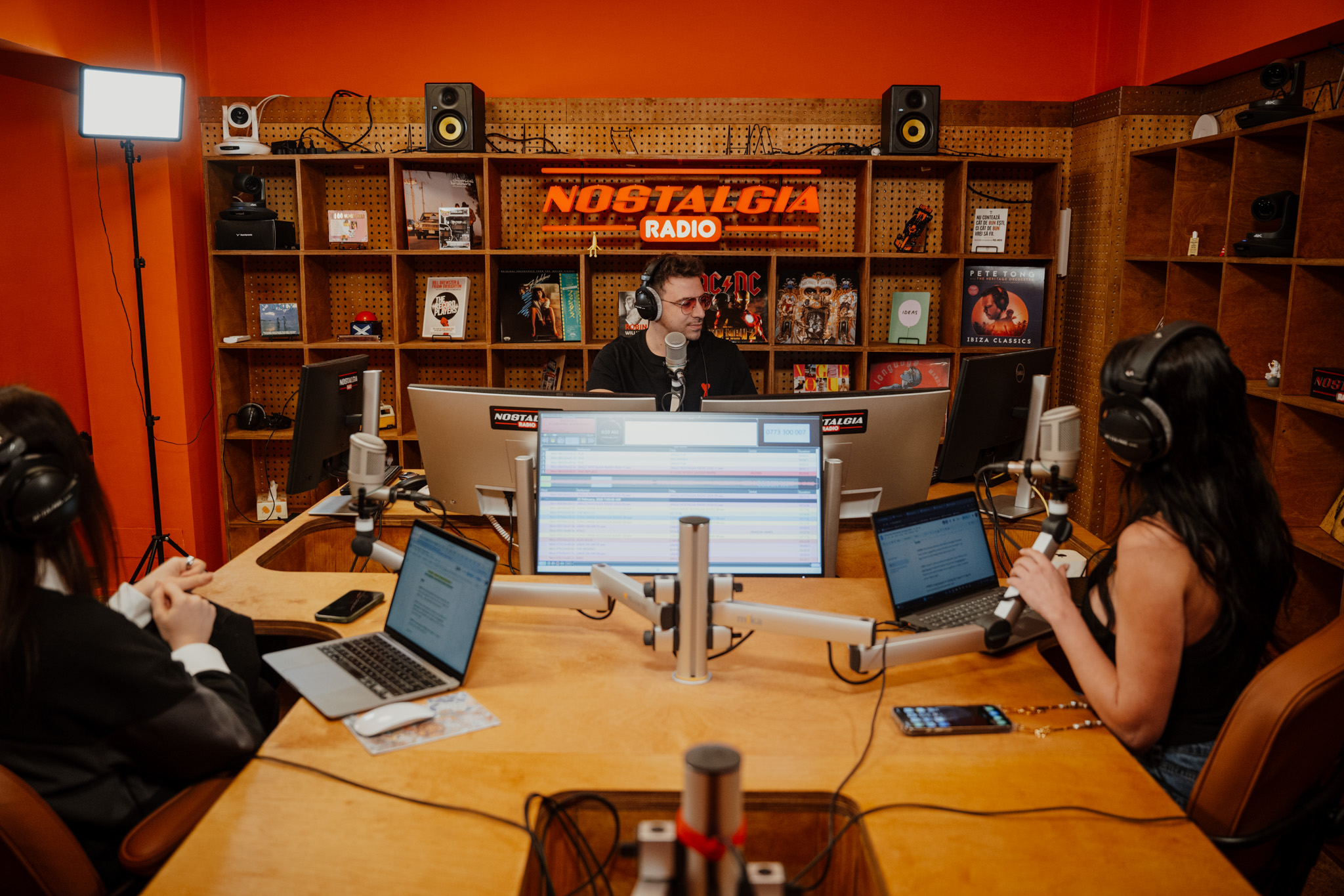 Nostalgia Radio s-a lansat ieri în FM: un nou radio construit în jurul muzicii care creează emoție și conectează generații