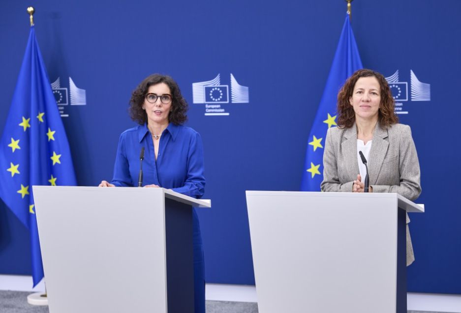 Comisia Europeană a anunțat că fondurile UE pot fi folosite pentru sprijinirea accesului la avort sigur, fără a schimba competențele naționale