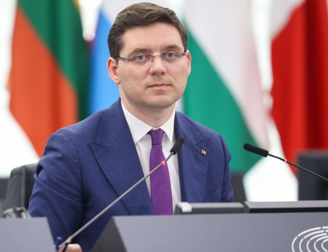 Victor Negrescu conduce exercițiul de prospectivă care redesenează Parlamentul European pentru 2040 Victor Negrescu conduce exercițiul de prospectivă care redesenează Parlamentul European pentru 2040