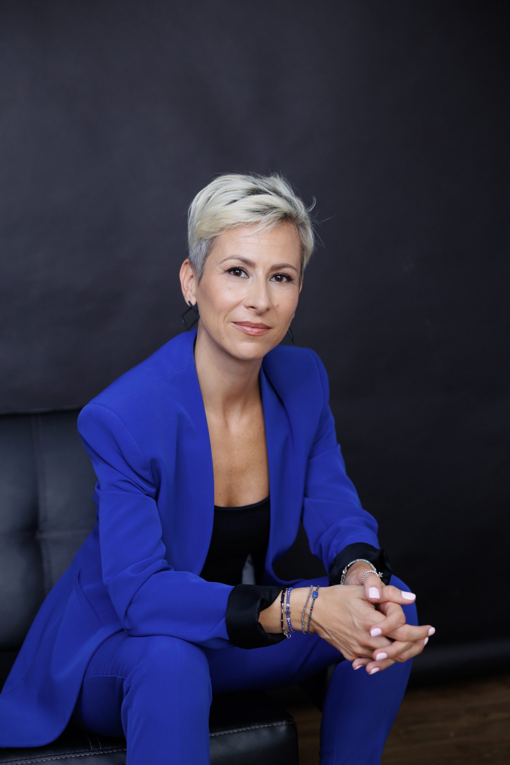 Raiffeisen Bank și InnovX lansează PinkMoon – inițiativă dedicată antreprenoarelor din România care vor să-și extindă companiile la nivel internațional