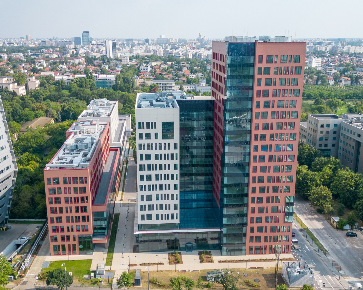 Atenor finalizează vânzarea @Expo Bucharest către un investitor internațional nou intrat pe piața locală, în urma unui proces coordonat de Colliers și CBRE