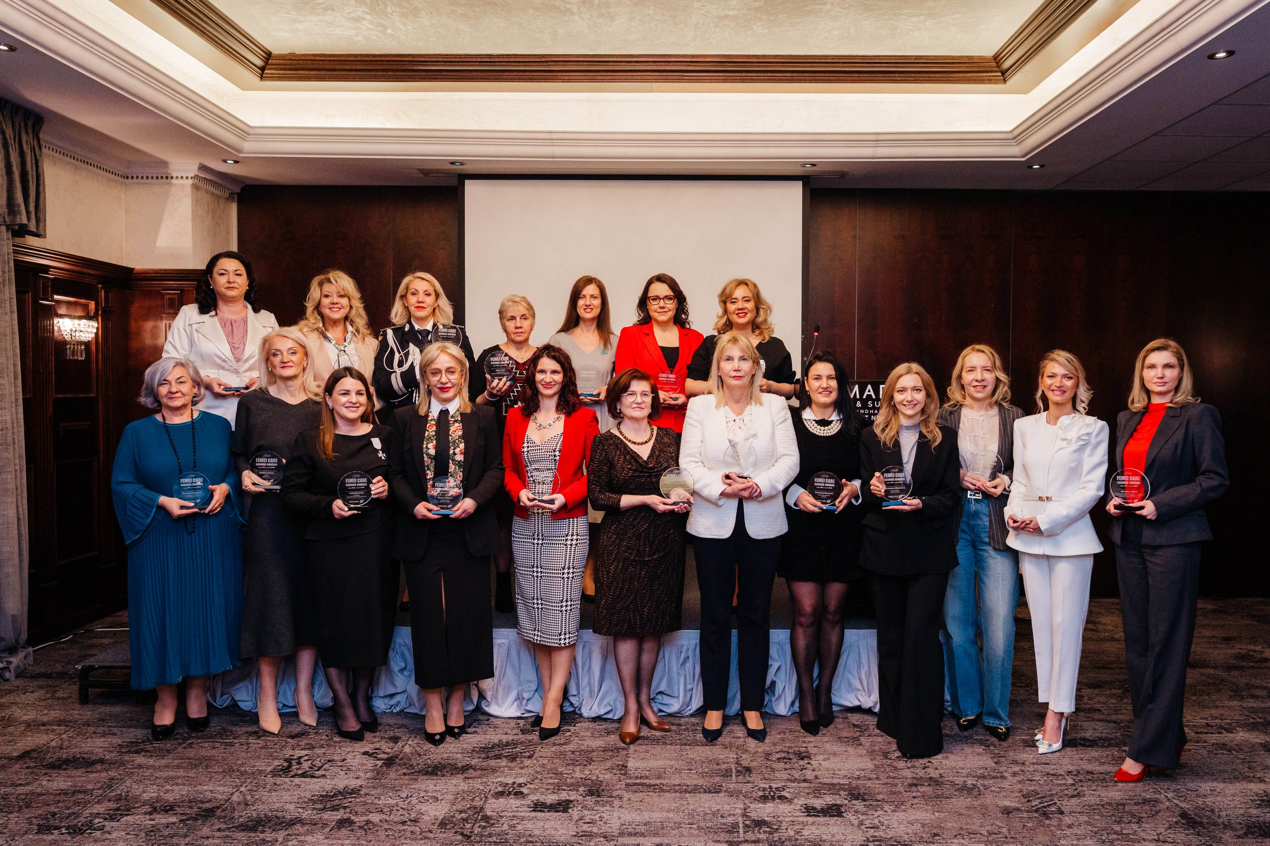 Gala „Femei care schimbă România” la a 14-a ediție Gala „Femei care schimbă România” la a 14-a ediție