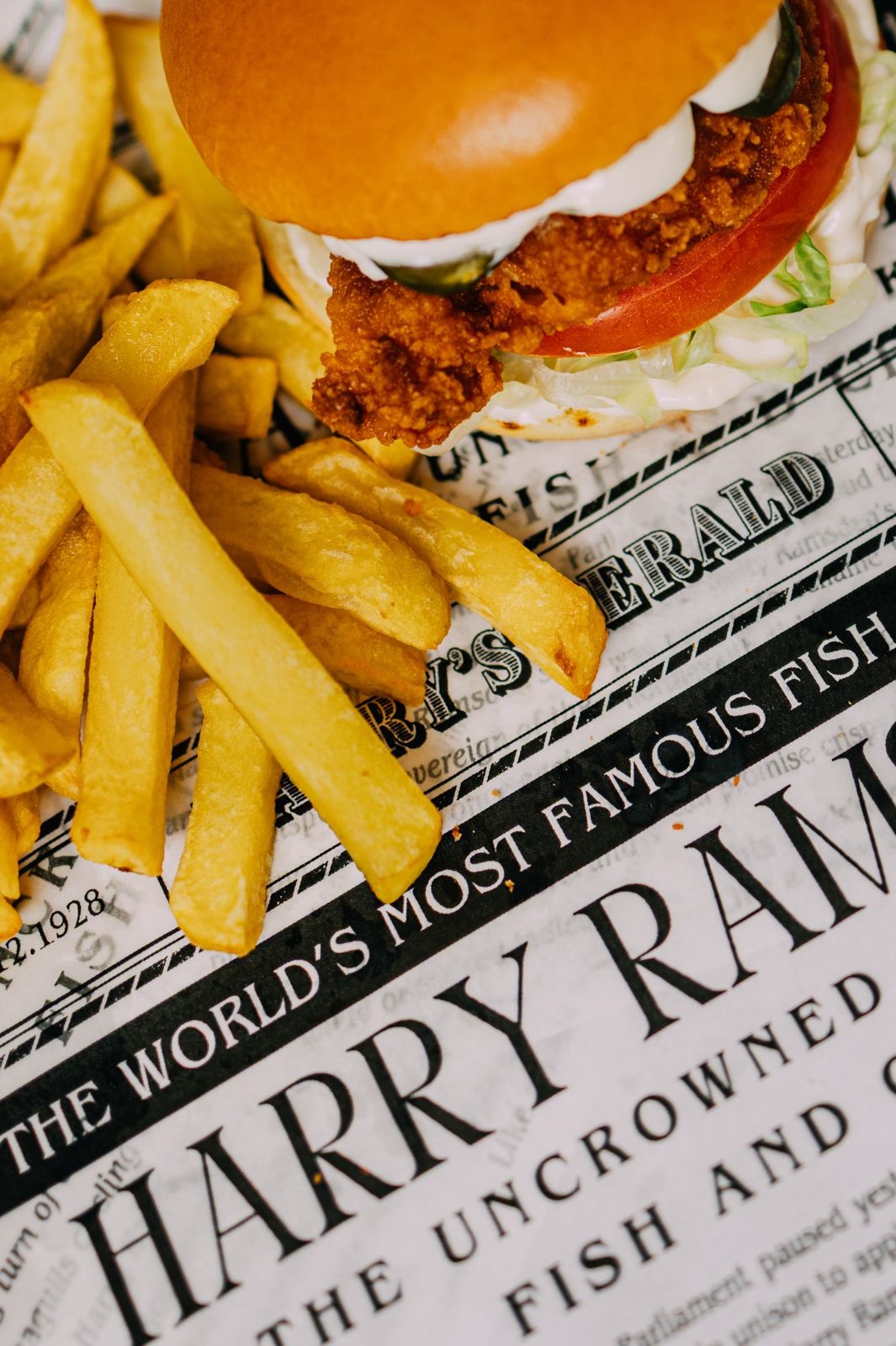 Harry Ramsden’s, brand britanic celebru pentru fish & chips, se deschide la ParkLake București pe 26 martie