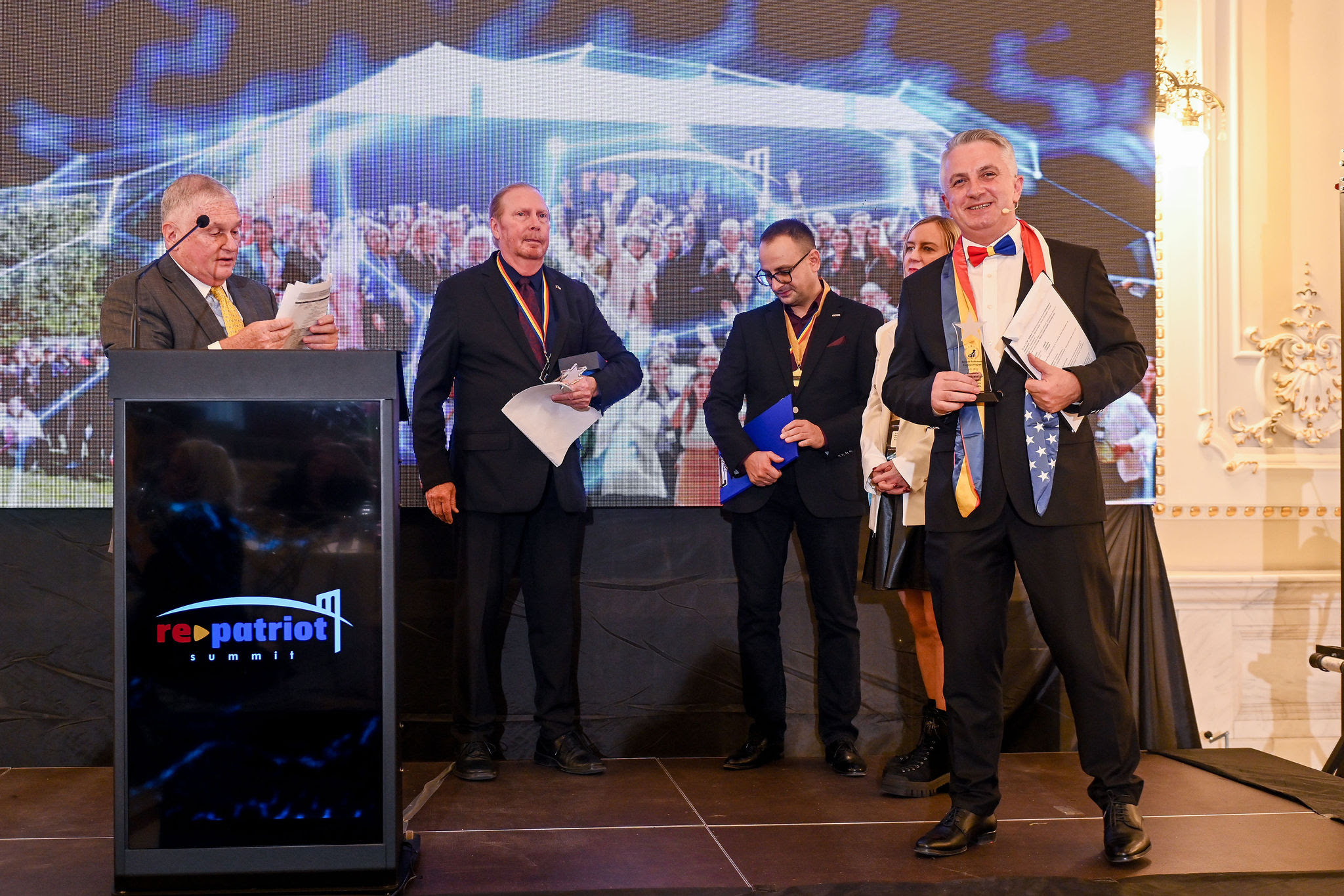 De la parteneriat la performanță: o nouă serie de lideri români pornește pe drumul spre excelență managerială