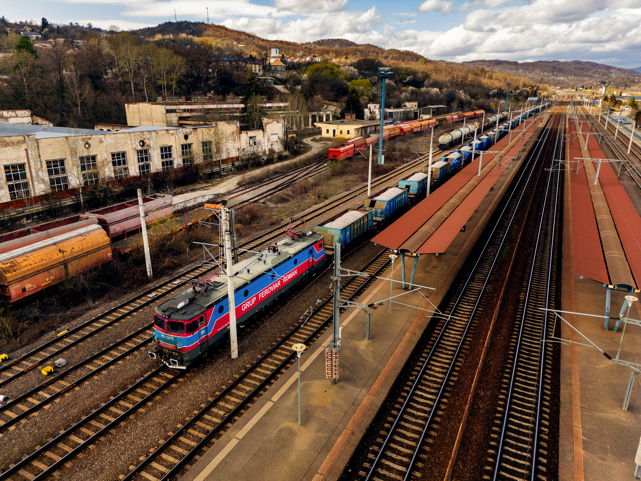 În România, transportul feroviar este tratat fiscal mai dur decât rutierul. Fără corecții, piața va continua să se dezechilibreze