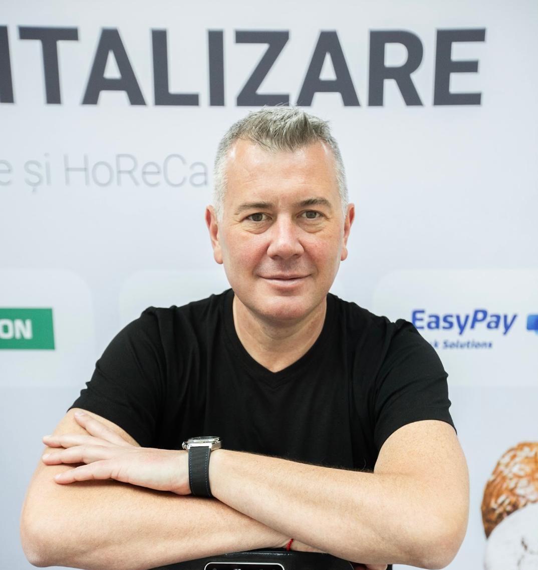EasyPay digitalizează recepția în clinicile din România, cu o investiție de peste 500.000 de euro în 2026. Recepția digitală self-service elimină cozile, scade timpul de așteptare și reduce costurile operaționale cu până la 30%