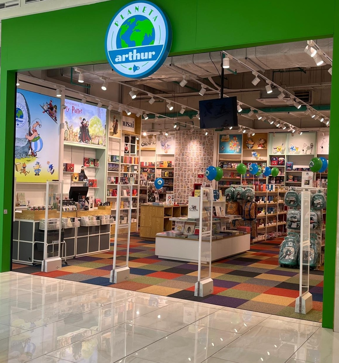 Colosseum Mall își consolidează mixul de chiriași prin deschiderea Planeta Arthur, prima librărie-concept dedicată lecturii pentru întreaga familie Colosseum Mall își consolidează mixul de chiriași prin deschiderea Planeta Arthur, prima librărie-concept dedicată lecturii pentru întreaga familie
