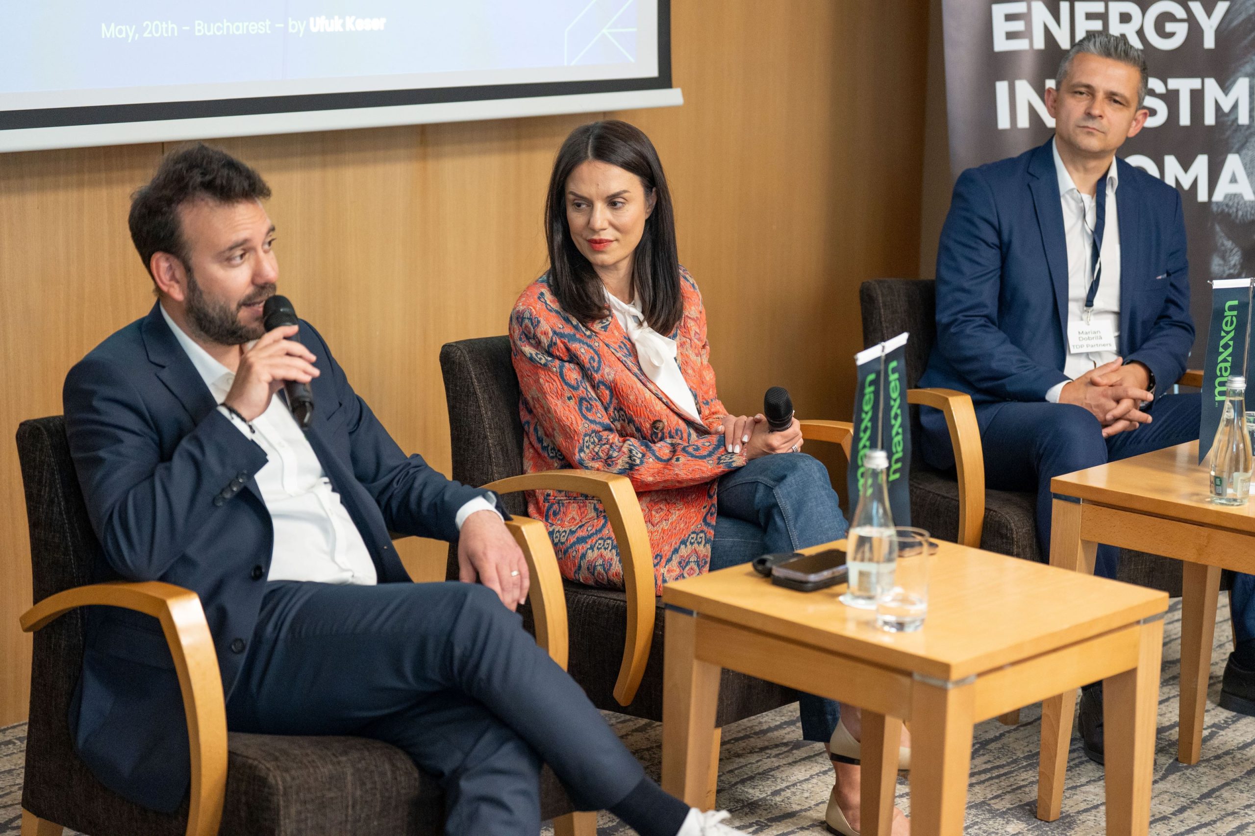 Piața de stocare a energiei: de la boom la profitabilitate sustenabilă? Discuție Maxxen Energy, TDP Partners și BESCA despre prezentul și viitorul pieței BESS din România Piața de stocare a energiei: de la boom la profitabilitate sustenabilă? Discuție Maxxen Energy, TDP Partners și BESCA despre prezentul și viitorul pieței BESS din România