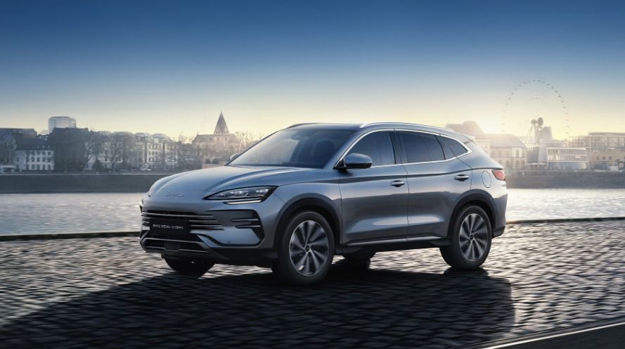 BYD, locul 7 în topul general și lider al segmentului electric și plug-in hybrid din România în luna mai BYD, locul 7 în topul general și lider al segmentului electric și plug-in hybrid din România în luna mai
