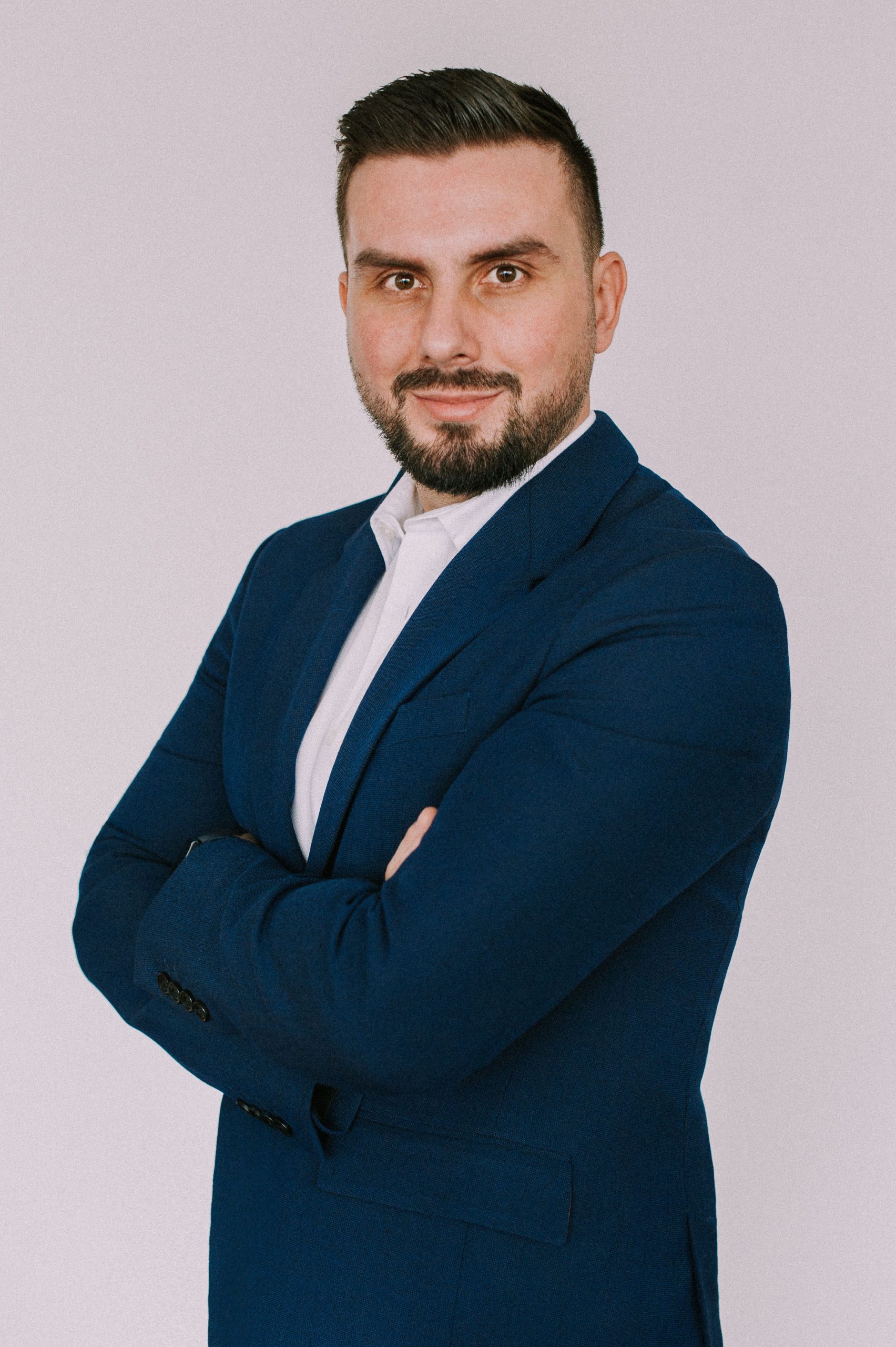 easySales aduce automatizările eCommerce în retail-ul offline, direct în magazinele fizice, cu o soluție POS omnichannel