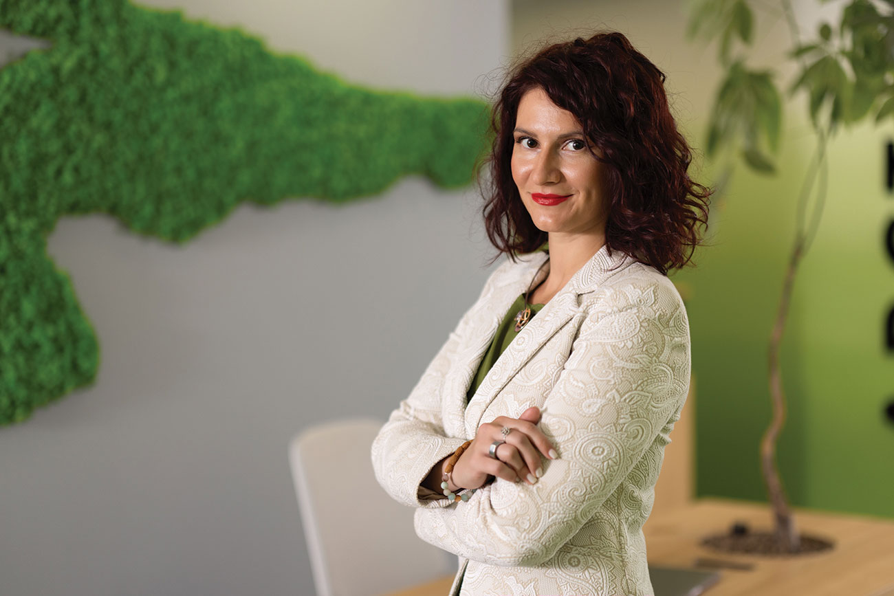 Ioana Manea: Determinarea de a face lucrurile bine, de a ieşi din zona de confort şi de a accepta noi provocări, au fost trăsături care mi-au marcat parcursul în viaţă Ioana Manea: Determinarea de a face lucrurile bine, de a ieşi din zona de confort şi de a accepta noi provocări, au fost trăsături care mi-au marcat parcursul în viaţă