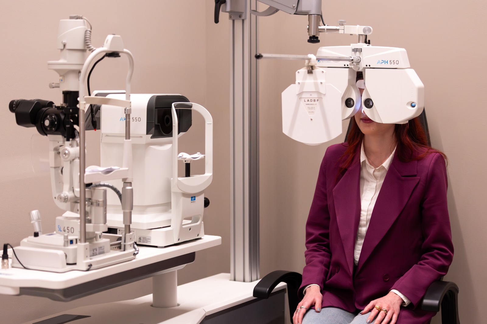 Optical Investment Group: Tot mai mulți români aleg prevenția. Aproape 90% din volumul consultațiilor de anul trecut, deja atins în primele trei luni din 2026 Optical Investment Group: Tot mai mulți români aleg prevenția. Aproape 90% din volumul consultațiilor de anul trecut, deja atins în primele trei luni din 2026
