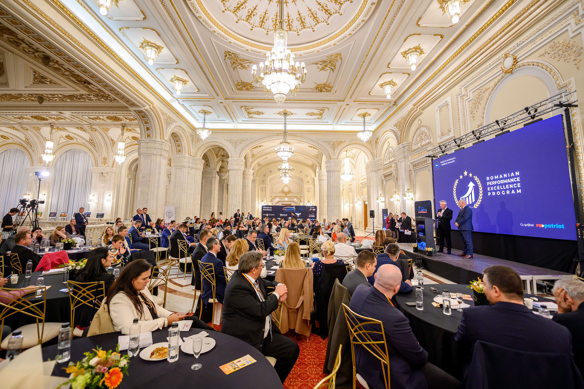 România cade 12 locuri în clasamentul IMD. O soluție: Romanian Performance Excellence Program