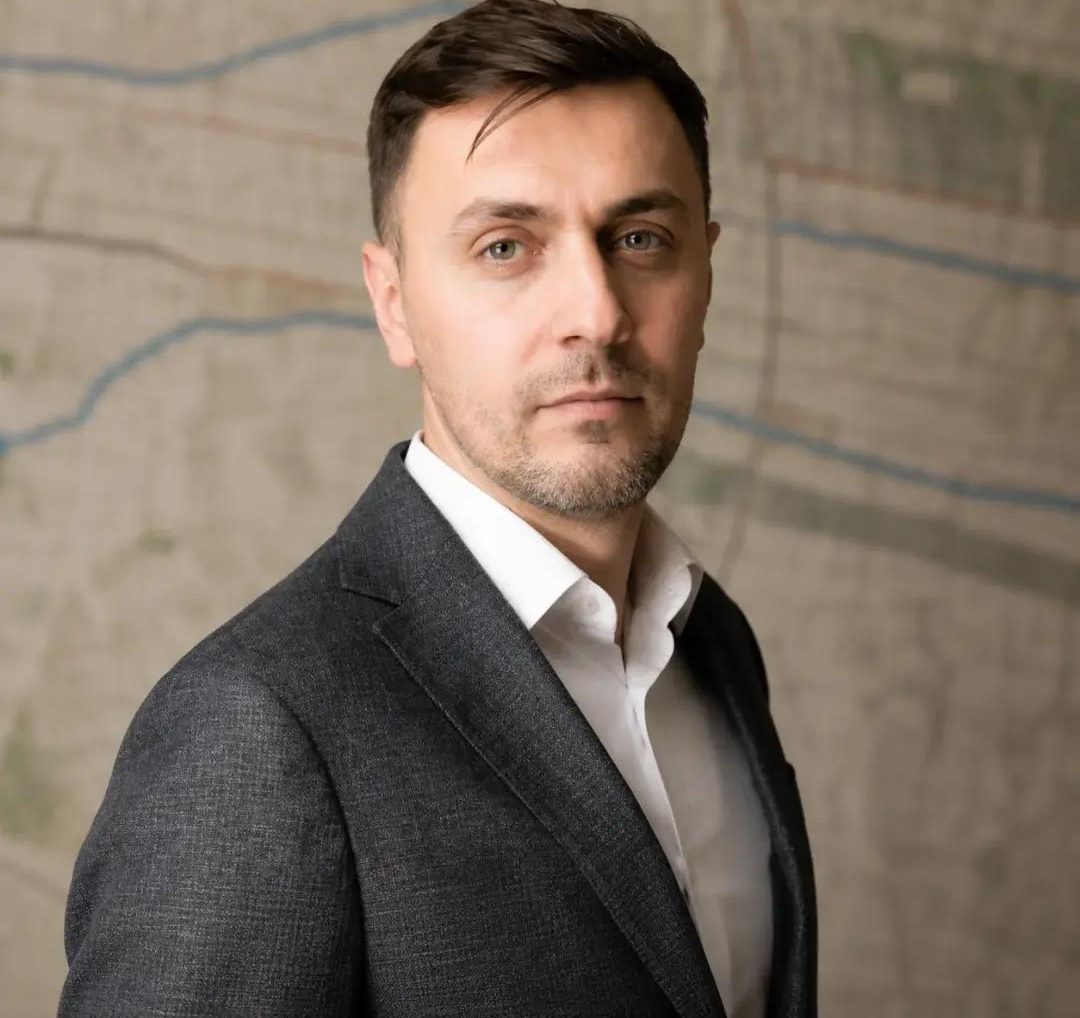 dvloper.io lansează AI Factory, un framework pentru integrarea inteligenței artificiale în procese reale de business și mizează pe venituri de 1,7 milioane de euro din proiectele AI dvloper.io lansează AI Factory, un framework pentru integrarea inteligenței artificiale în procese reale de business și mizează pe venituri de 1,7 milioane de euro din proiectele AI