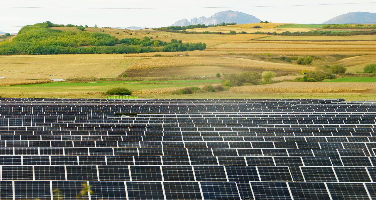 BERD acordă un împrumut de 120 de milioane de euro pentru a sprijini energia regenerabilă în România BERD acordă un împrumut de 120 de milioane de euro pentru a sprijini energia regenerabilă în România