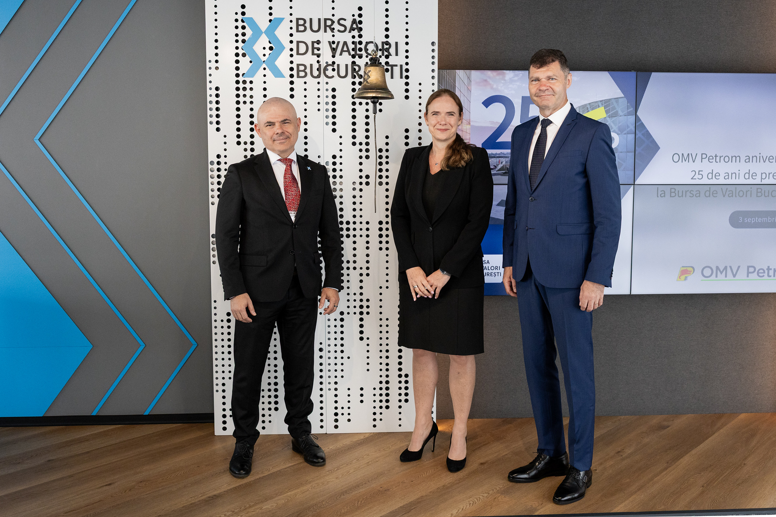 OMV Petrom aniversează 25 de ani de la listarea la Bursa de Valori București valoare creată pentru acționari și pentru Romănia OMV Petrom aniversează 25 de ani de la listarea la Bursa de Valori București valoare creată pentru acționari și pentru Romănia