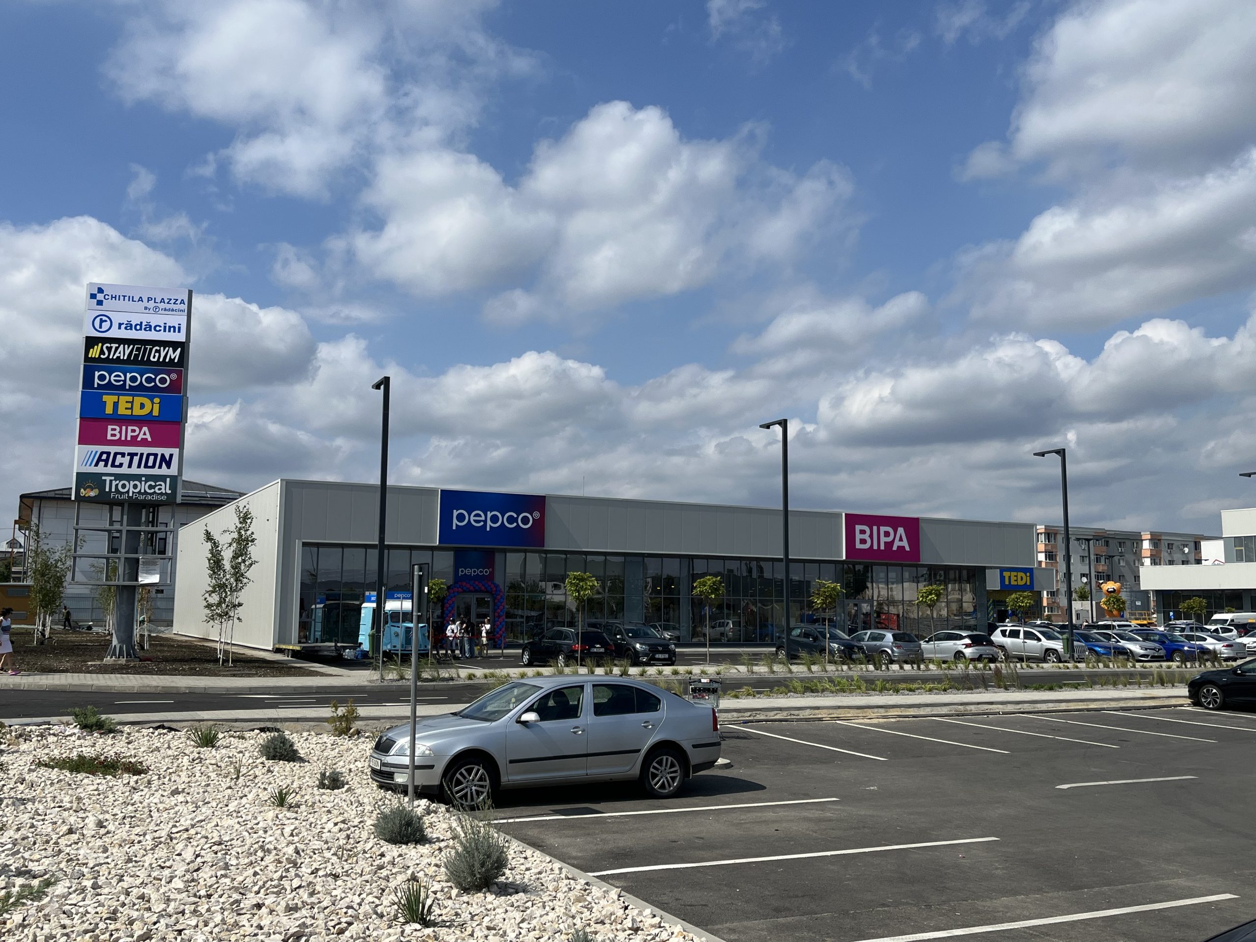 Colliers a coordonat procesul de închiriere al noului centru comercial Chitila Plazza, aducând în proiect retaileri cu o suprafață totală de aproape 4.500 de metri pătrați Colliers a coordonat procesul de închiriere al noului centru comercial Chitila Plazza, aducând în proiect retaileri cu o suprafață totală de aproape 4.500 de metri pătrați
