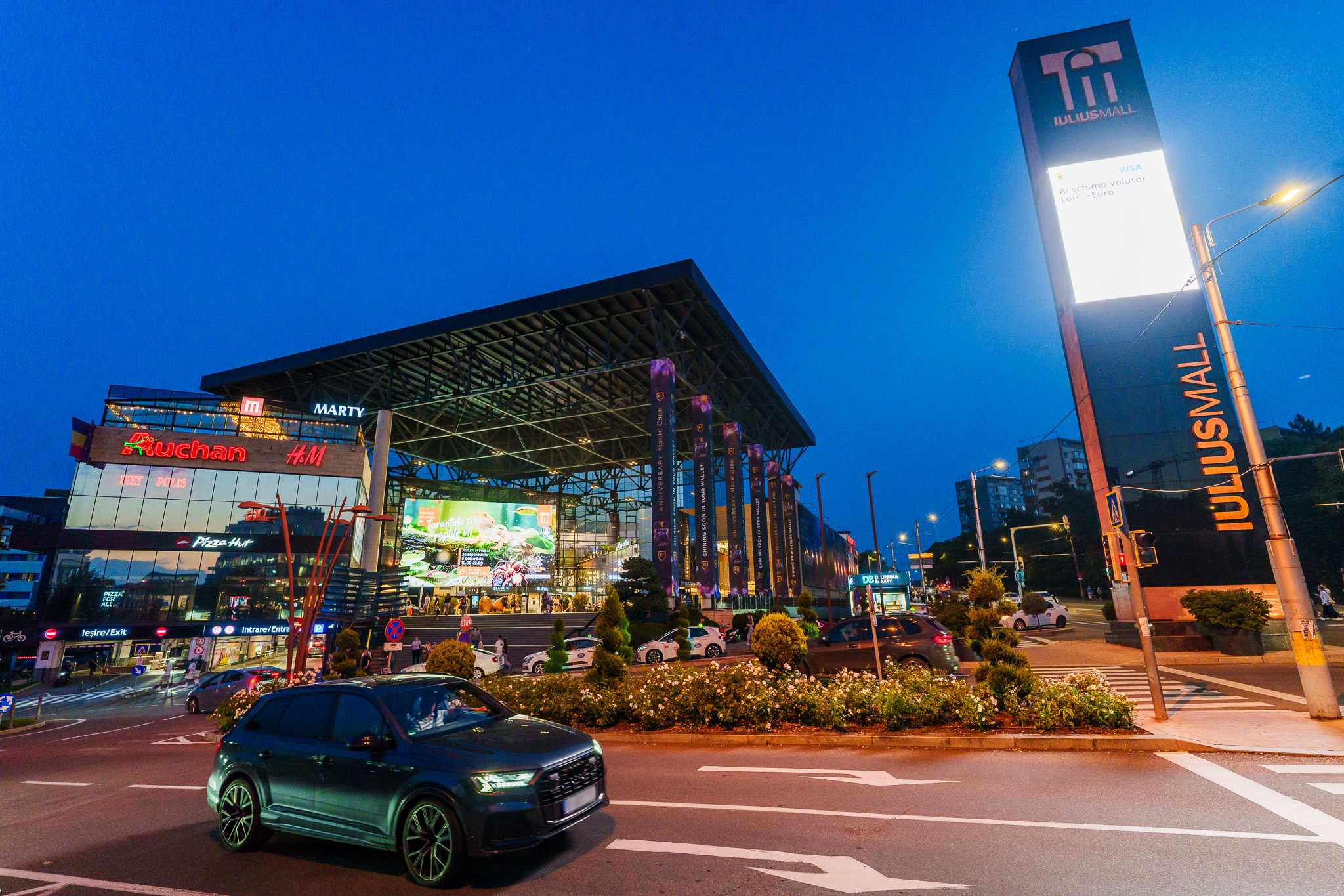 IULIUS și Atterbury Europe investesc 7,6 milioane de euro în modernizarea Iulius Mall Cluj, lider de piață la nivel regional IULIUS și Atterbury Europe investesc 7,6 milioane de euro în modernizarea Iulius Mall Cluj, lider de piață la nivel regional