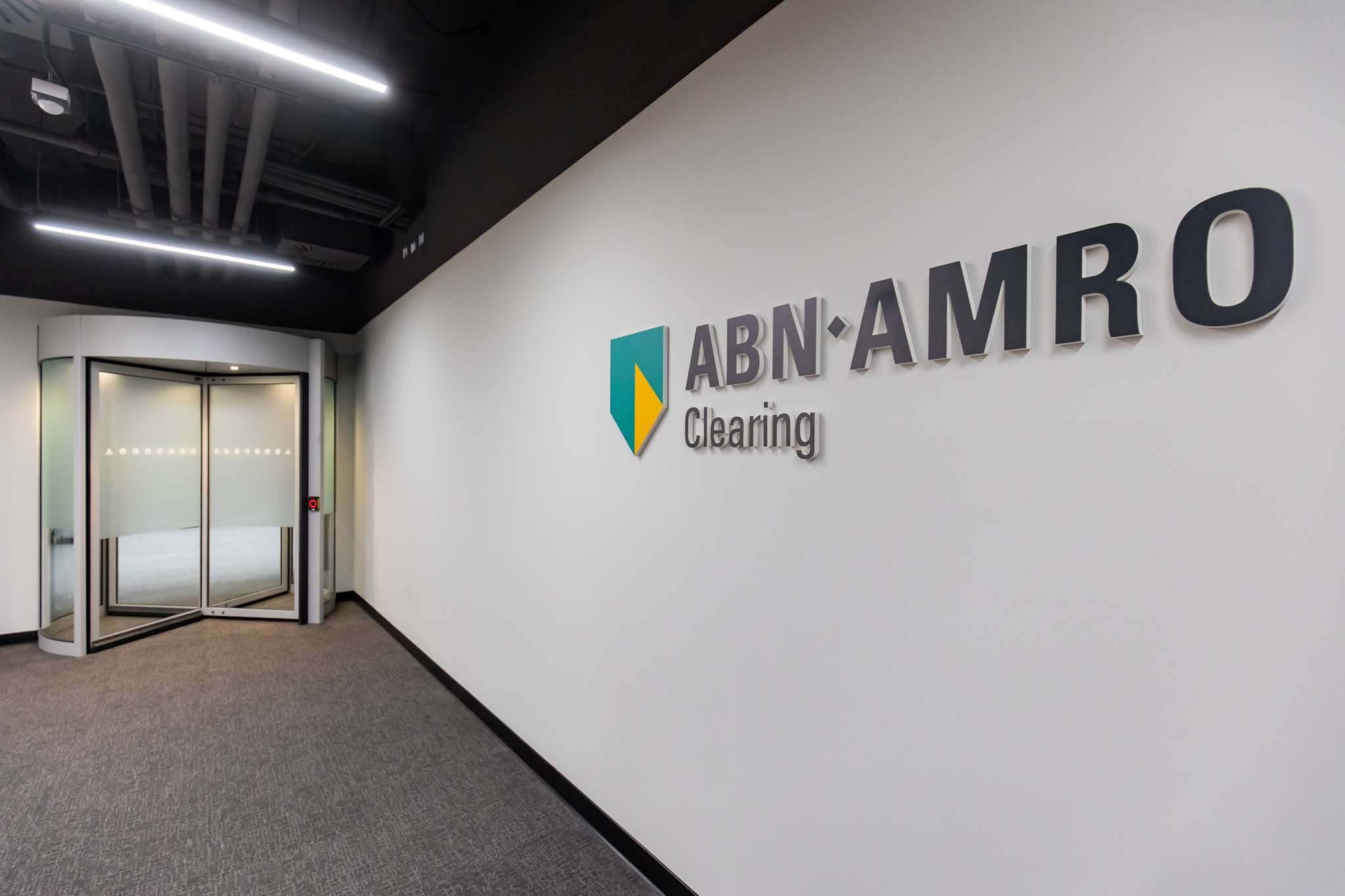 ABN AMRO Clearing Bank își extinde prezența în România și se mută în Palas Campus Iaşi ABN AMRO Clearing Bank își extinde prezența în România și se mută în Palas Campus Iaşi